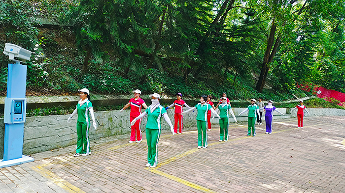 深圳布心山公園應用廣場舞定向音響